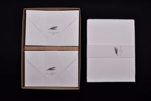 Load image into Gallery viewer, Compose your box set (A5+ &quot;Amatruda&quot; model 200gsm) 100 cards+ 100 envelopes