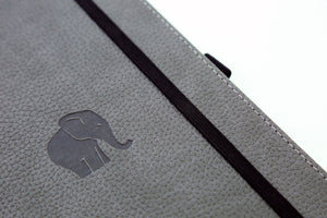 •Notebooks of beauty - hardcover bound with PU leather, radius corners, coloured endpapers, perforated 100gr/m² cream pages, inner pocket and elastic closure. Also includes a pen holder - perfect - Dingbats* Notebooks (journal, diary, bullet journal, office notebook, leather notebook)